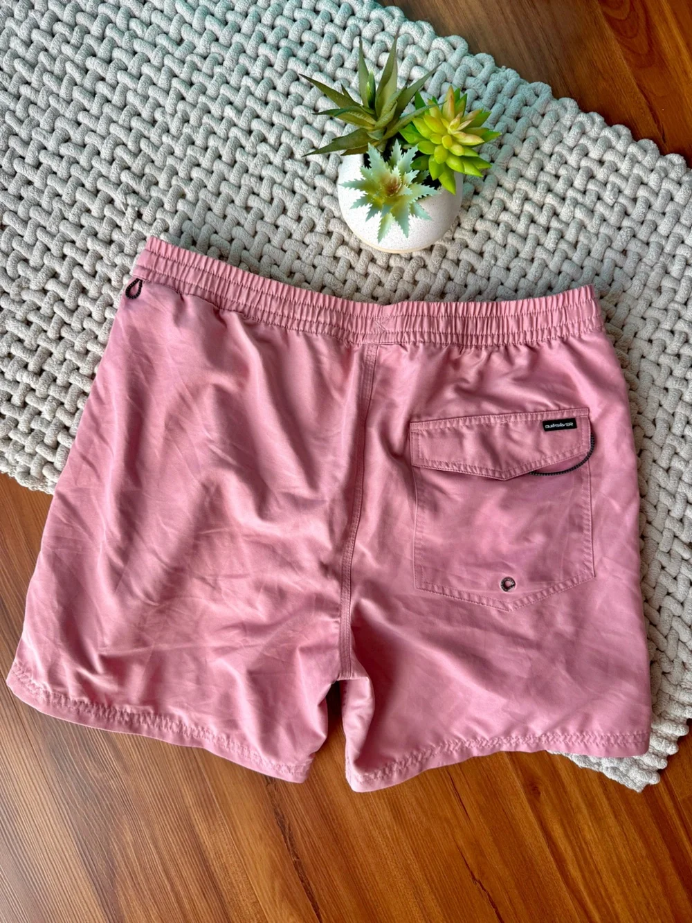 Quiksilver | Men's Everyday Solid Swim Trunks | Dusty Rose | XL
